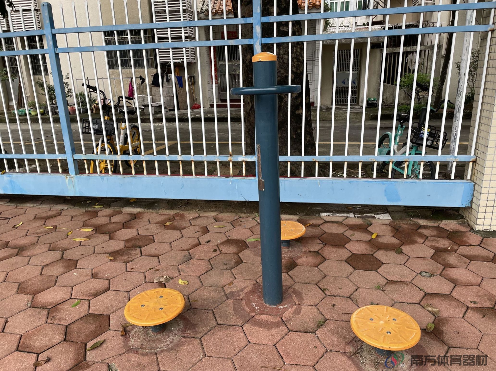 凤凰河渠绿道南华小区西苑段(图2)