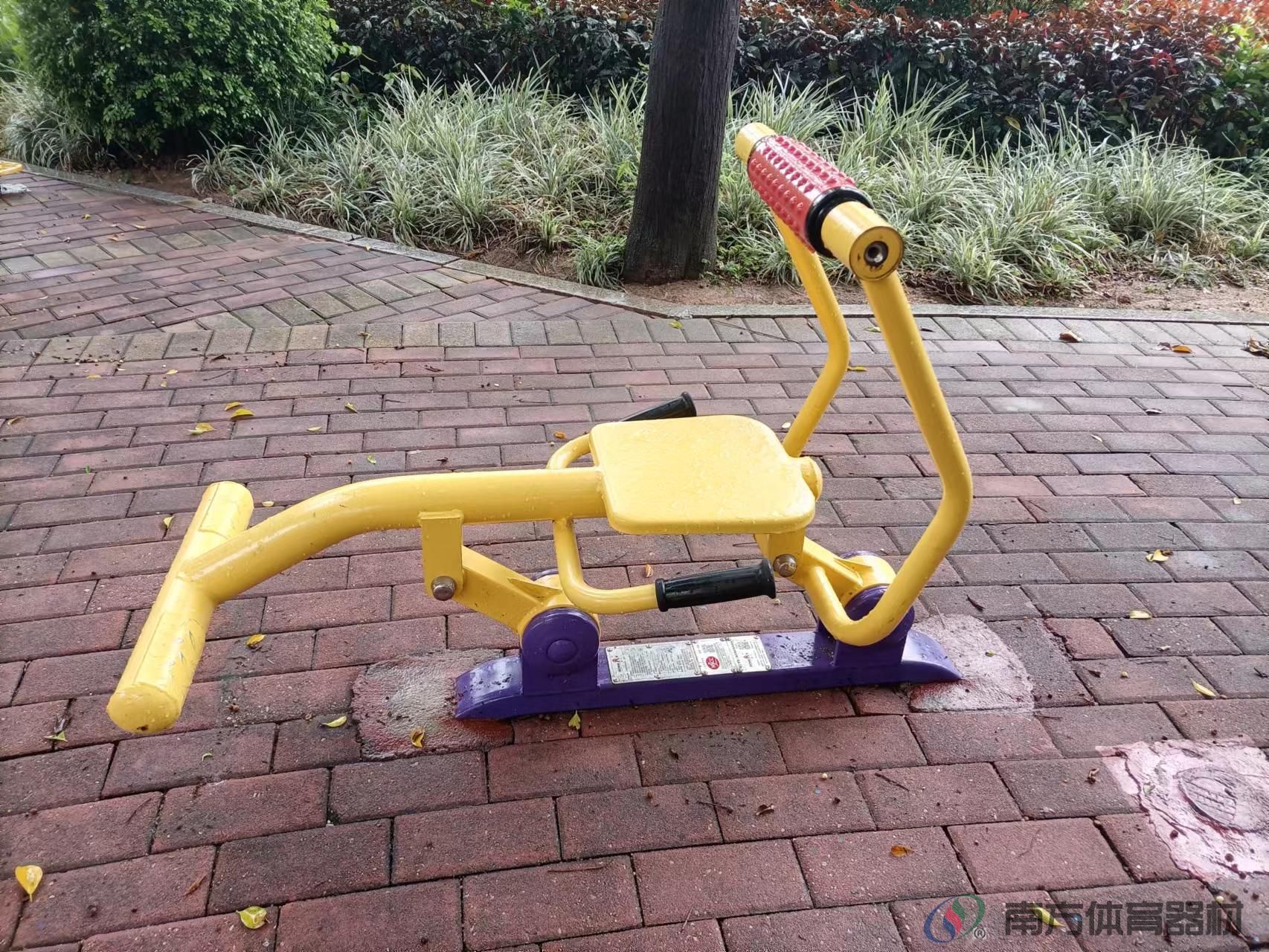 柠溪社区公园(图23) 柠溪社区公园(图23)