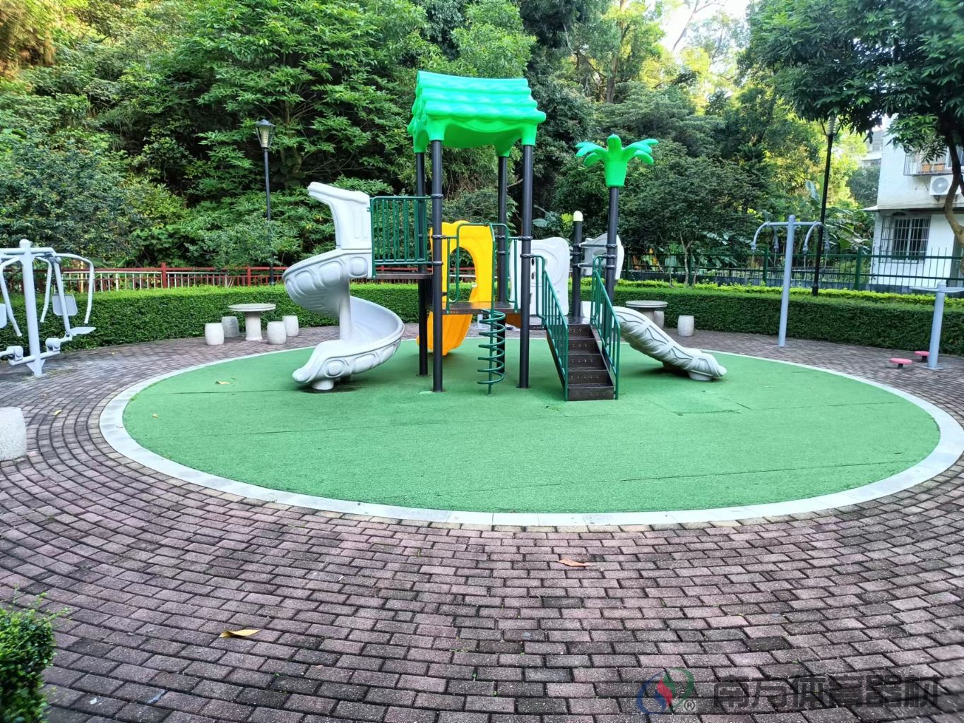 香柠南社区公园(图1) 香柠南社区公园(图1)