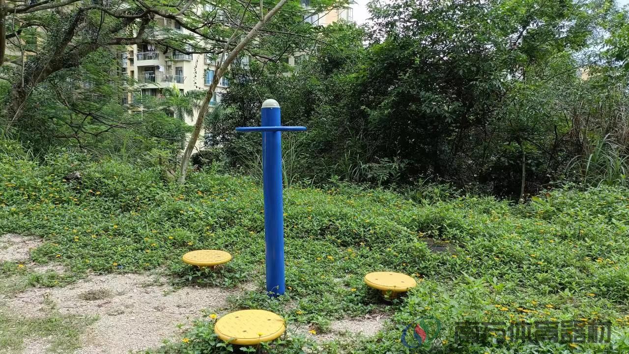 御龙山庄中区儿童乐园(图2)