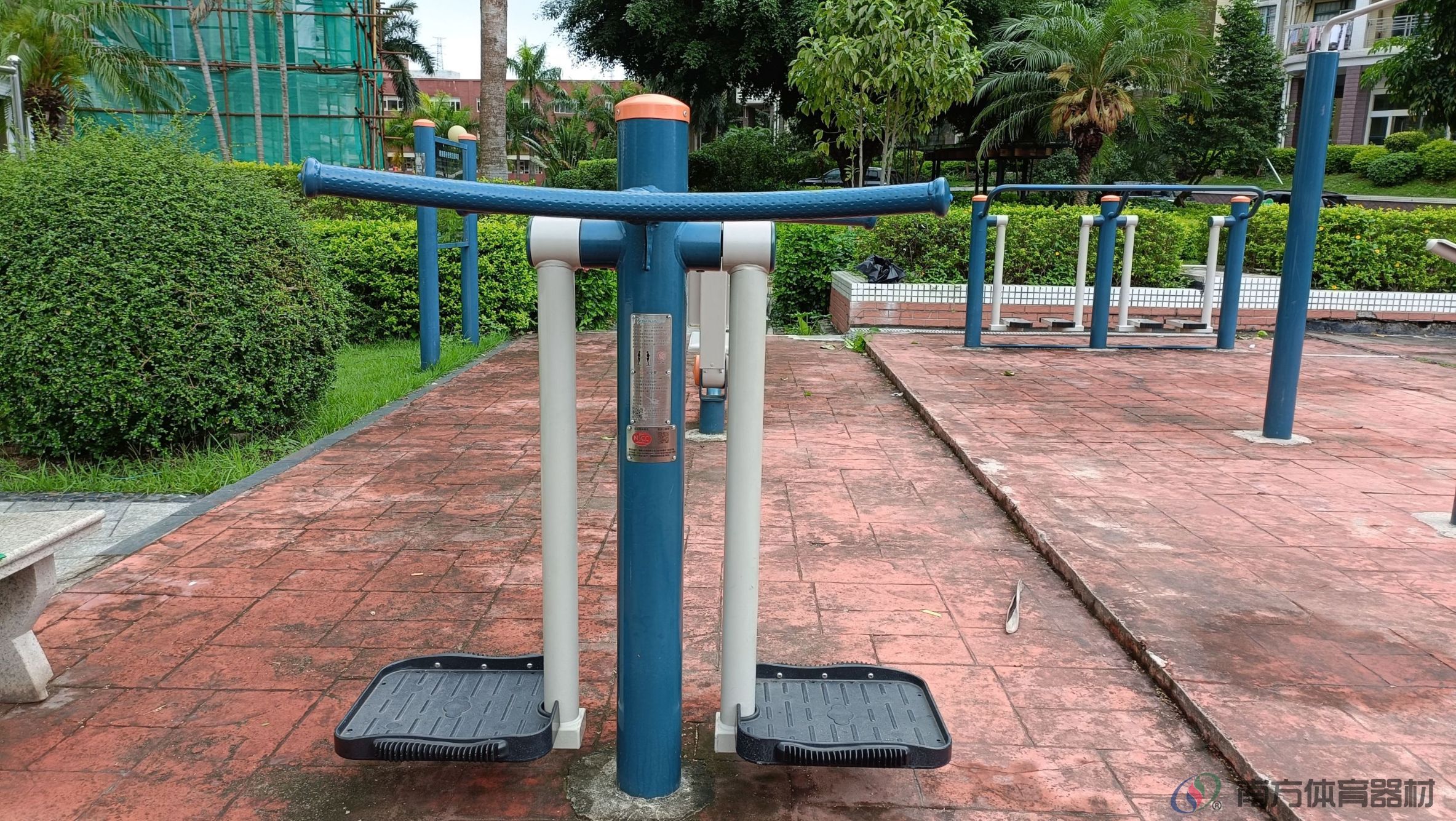 吉柠山庄4栋1单元平台(图11)