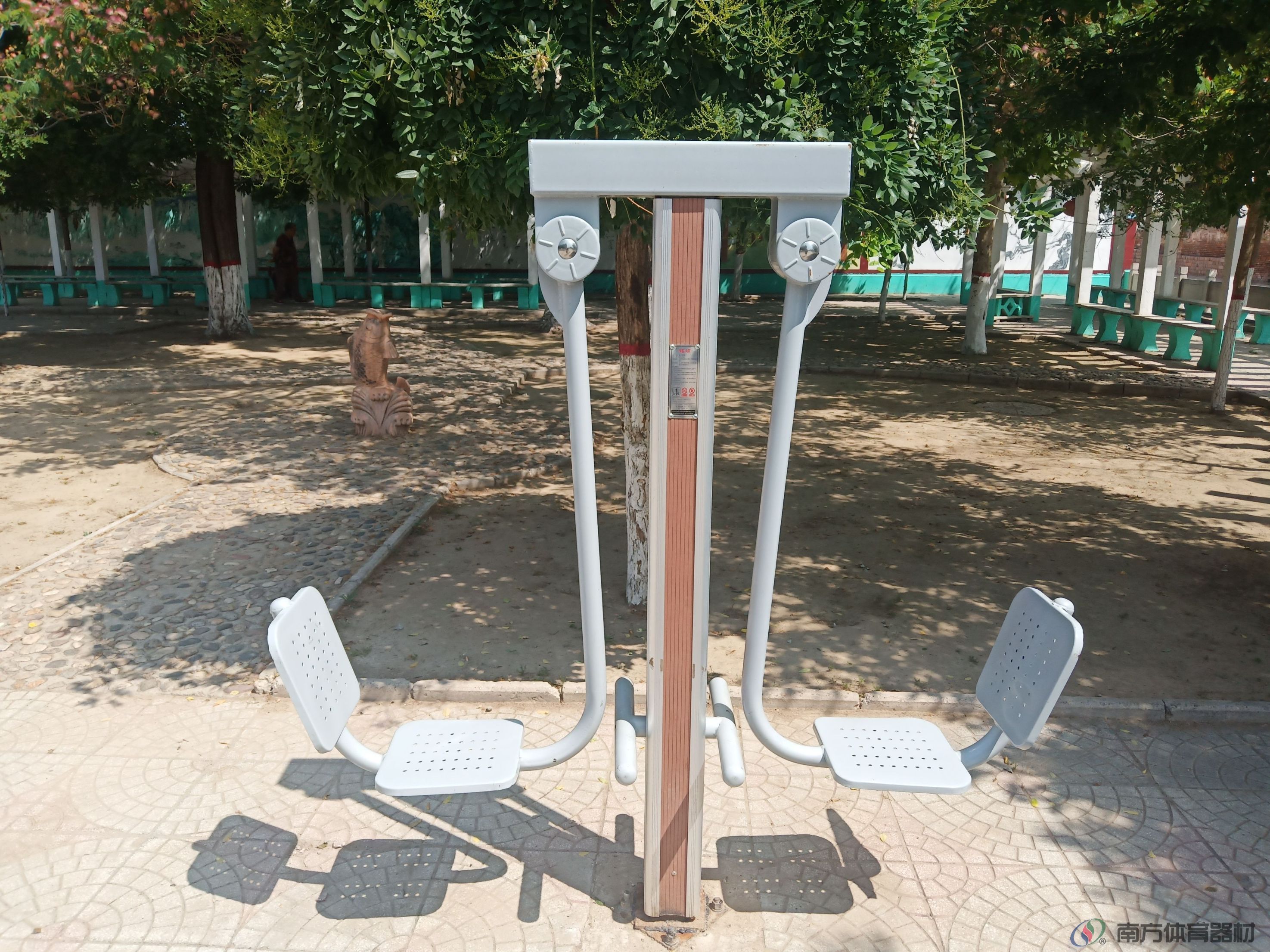 南方体育器材 南方体育器材