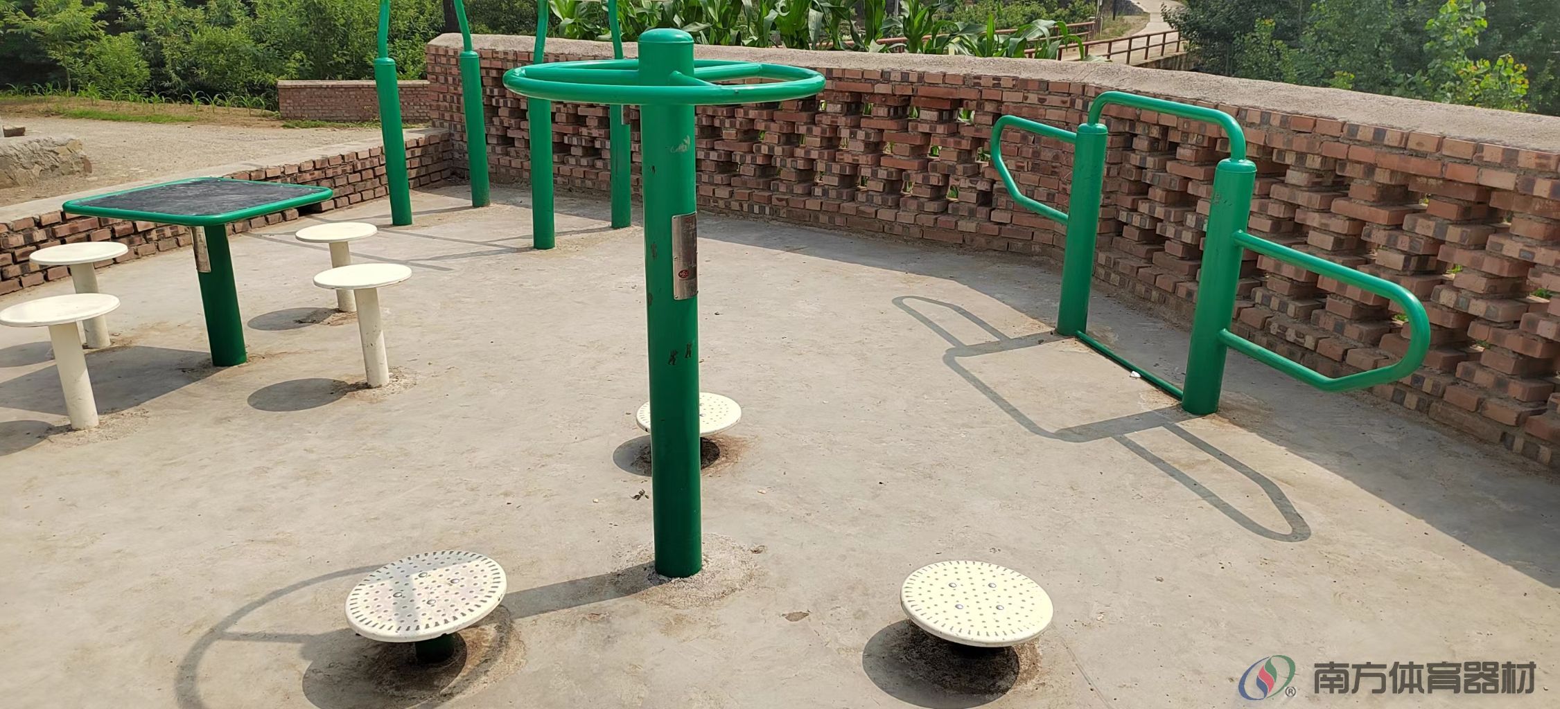 南方体育器材