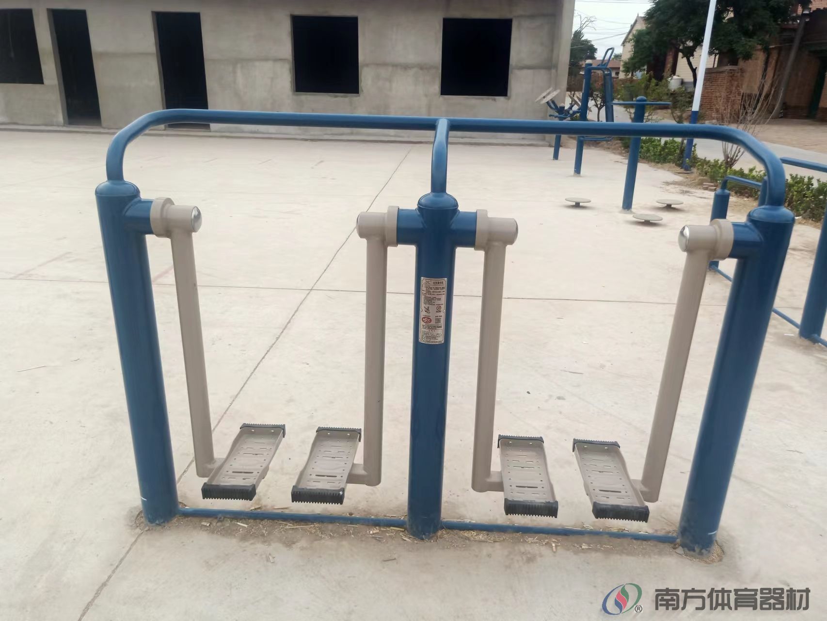 南方体育器材 南方体育器材