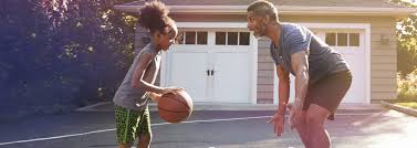 天博体育官网乒乓球台选什么材质的好